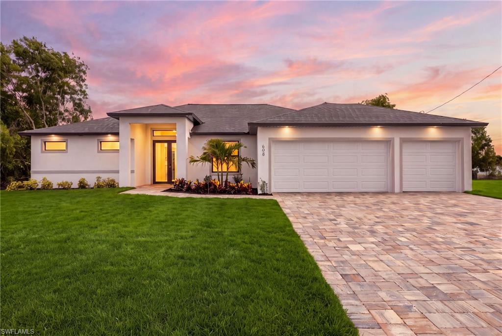 608 3 Ln, Cape Coral, FL 33993