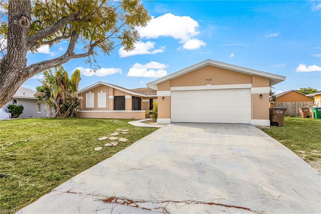 920 21 St, Cape Coral, FL 33990