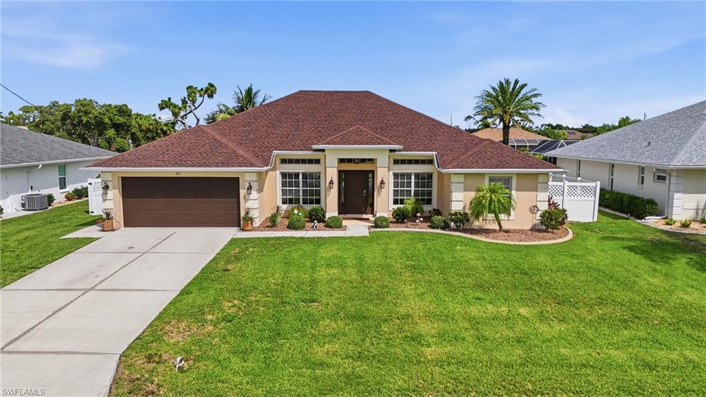11 Medalist Ln, Rotonda West, FL 33947