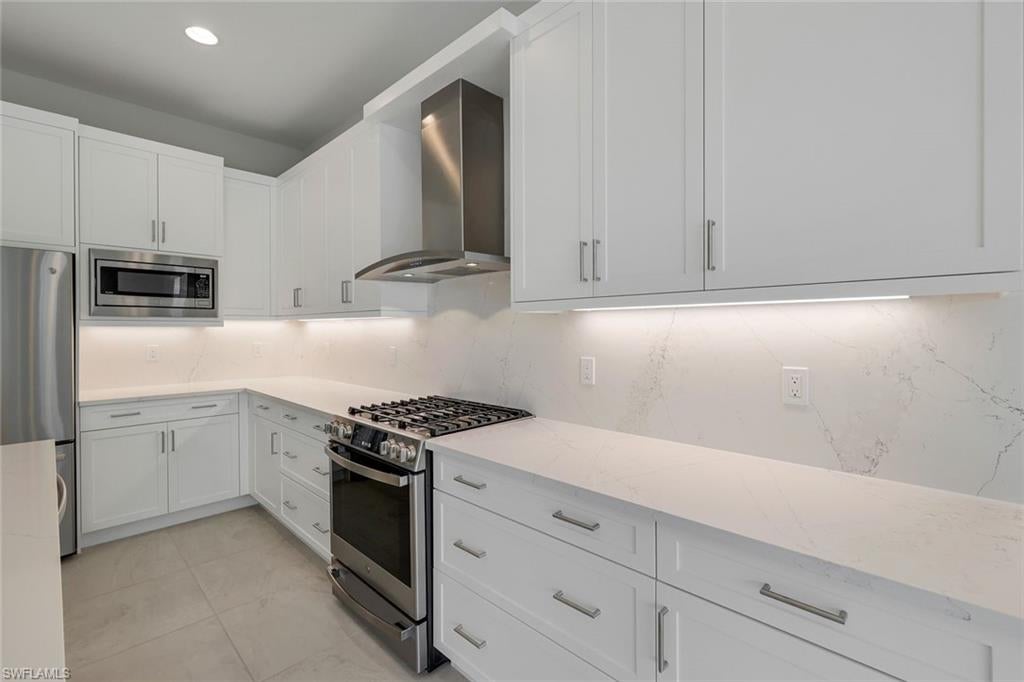 2741 Durham Cir, Naples, FL 34112 photo