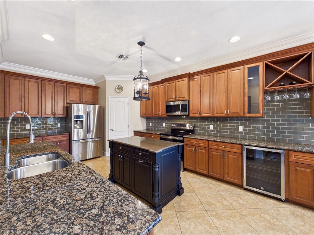 12369 Country Day Cir, Fort Myers, FL 33913 photo