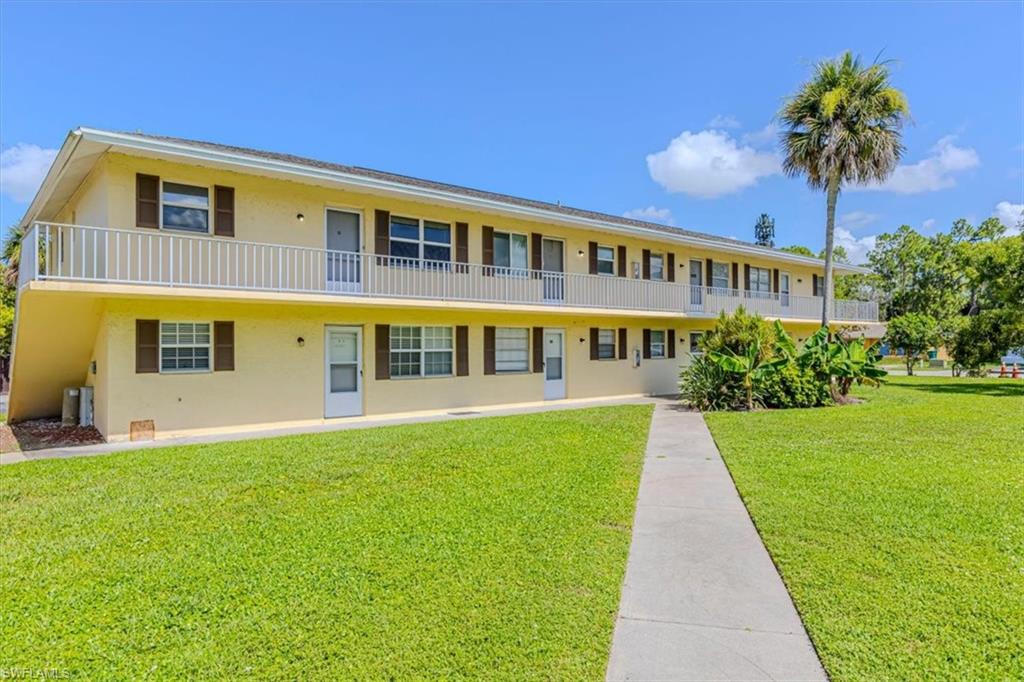 3325 Airport Rd #S 5, Naples, FL 34105 photo