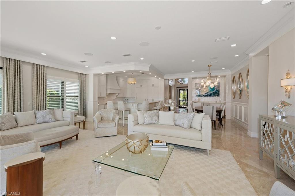 3168 Pacific Dr, Naples, FL 34119 photo