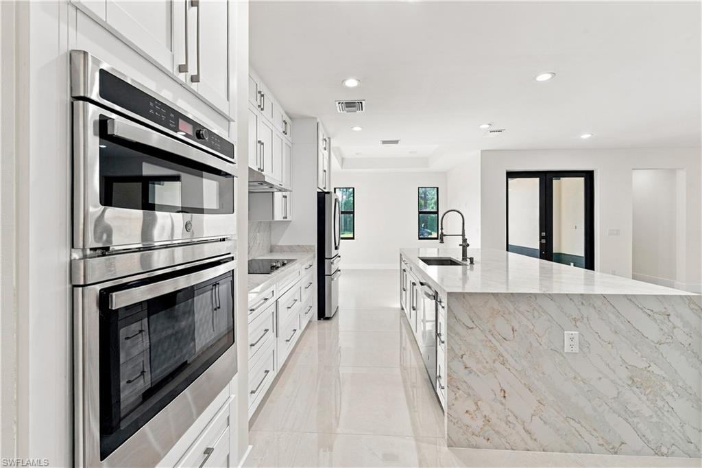 187 5 St, Naples, FL 34117 photo