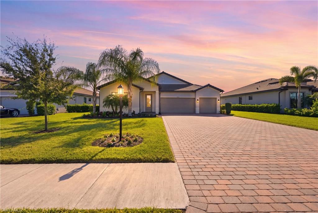 20273 Kingmont Dr, Estero, FL 33928 photo