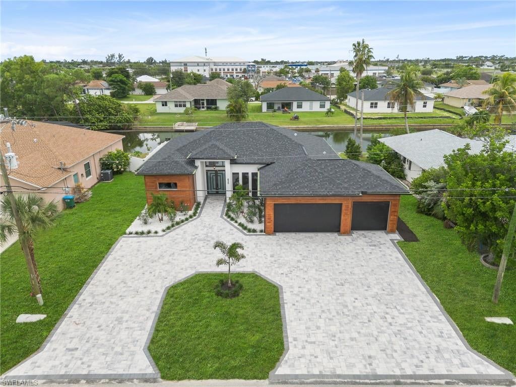 630 15 St, Cape Coral, FL 33991