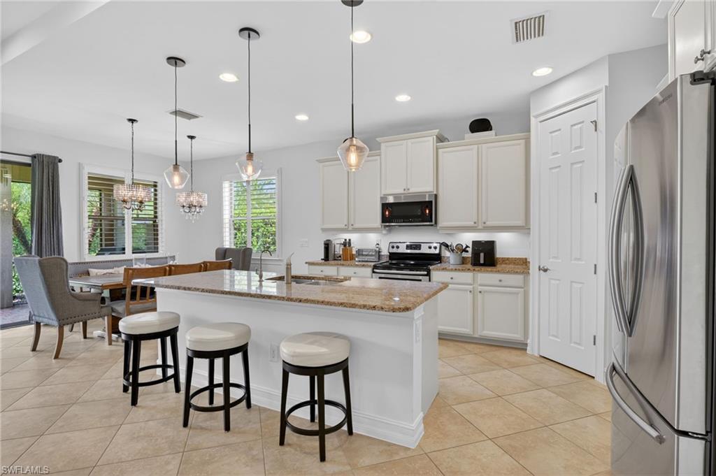 16380 Aberdeen Way, Naples, FL 34110 photo