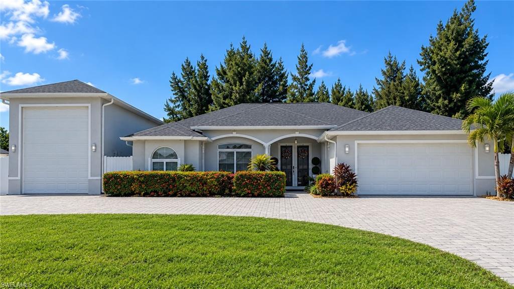 452 19 Ave, Cape Coral, FL 33991