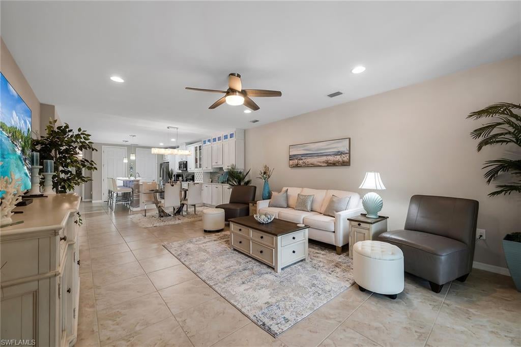 14815 Edgewater Cir, Naples, FL 34114 photo