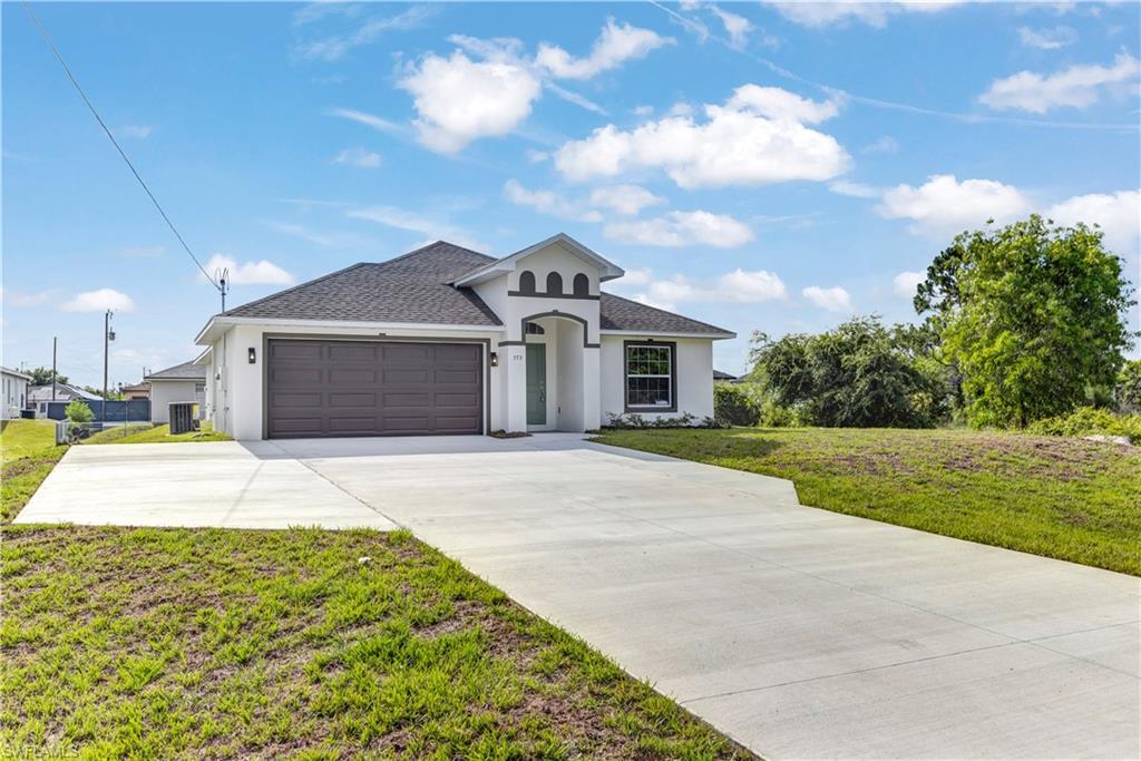 773 Bell Blvd, Lehigh Acres, FL 33974