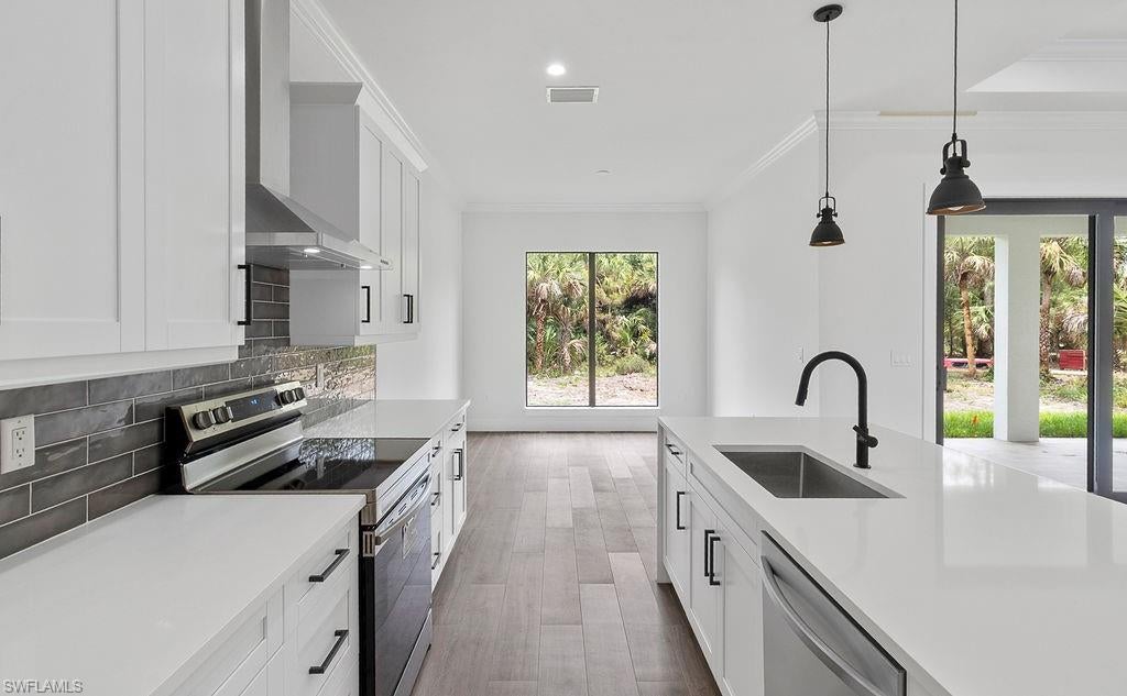 4273 16 Ave, Naples, FL 34120 photo