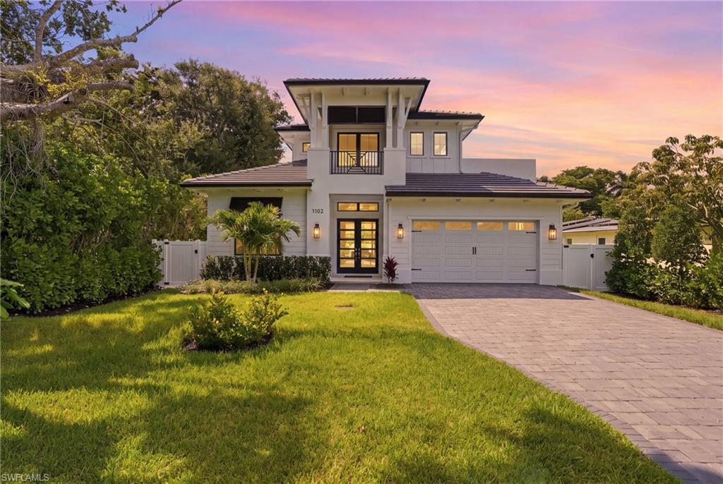 1102 9 Ave, Naples, FL 34102 photo