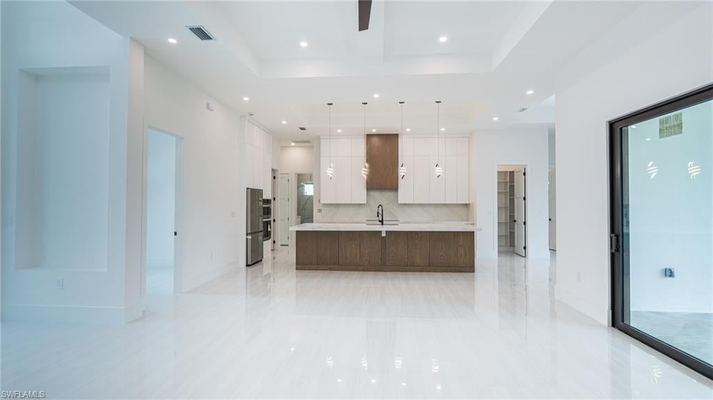 649 Golden Gate Blvd, Naples, FL 34120 photo