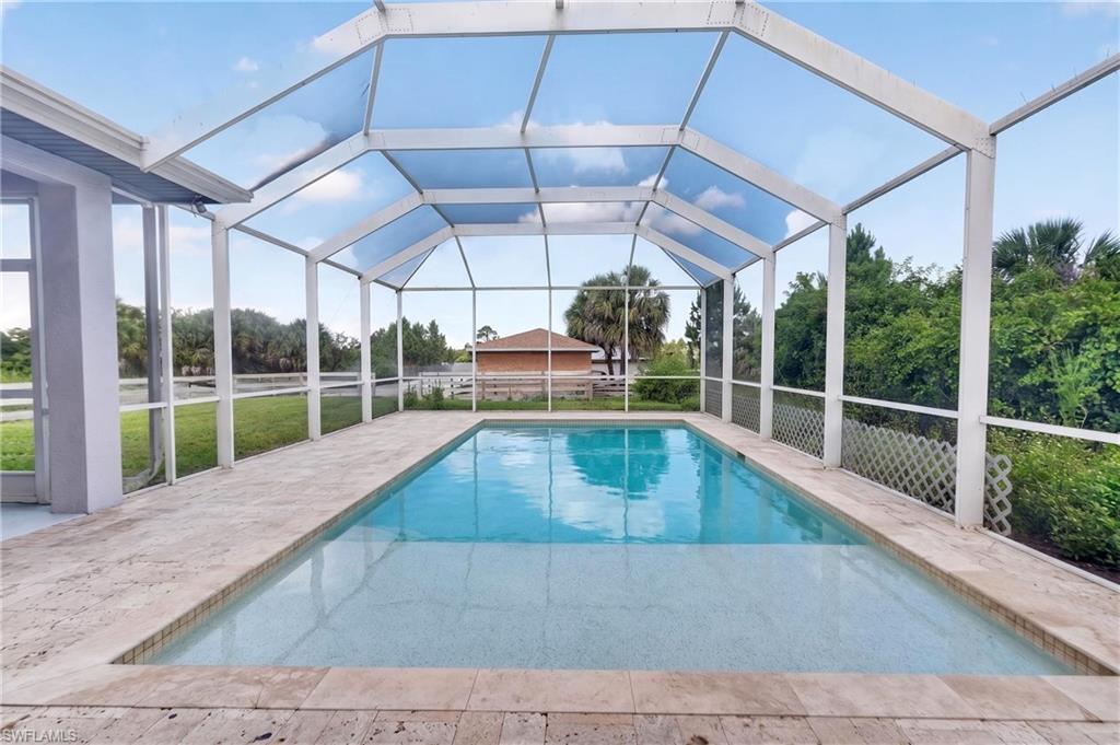 2863 Everglades Blvd, Naples, FL 34120 photo