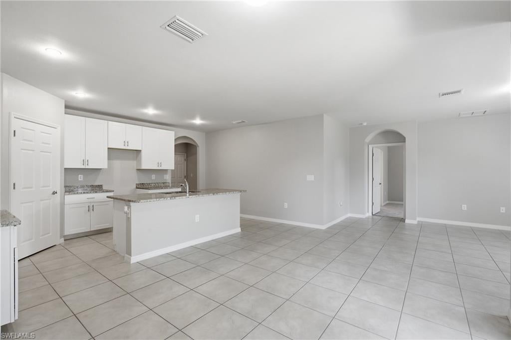 27580 Los Amigos Ln, Bonita Springs, FL 34135 photo