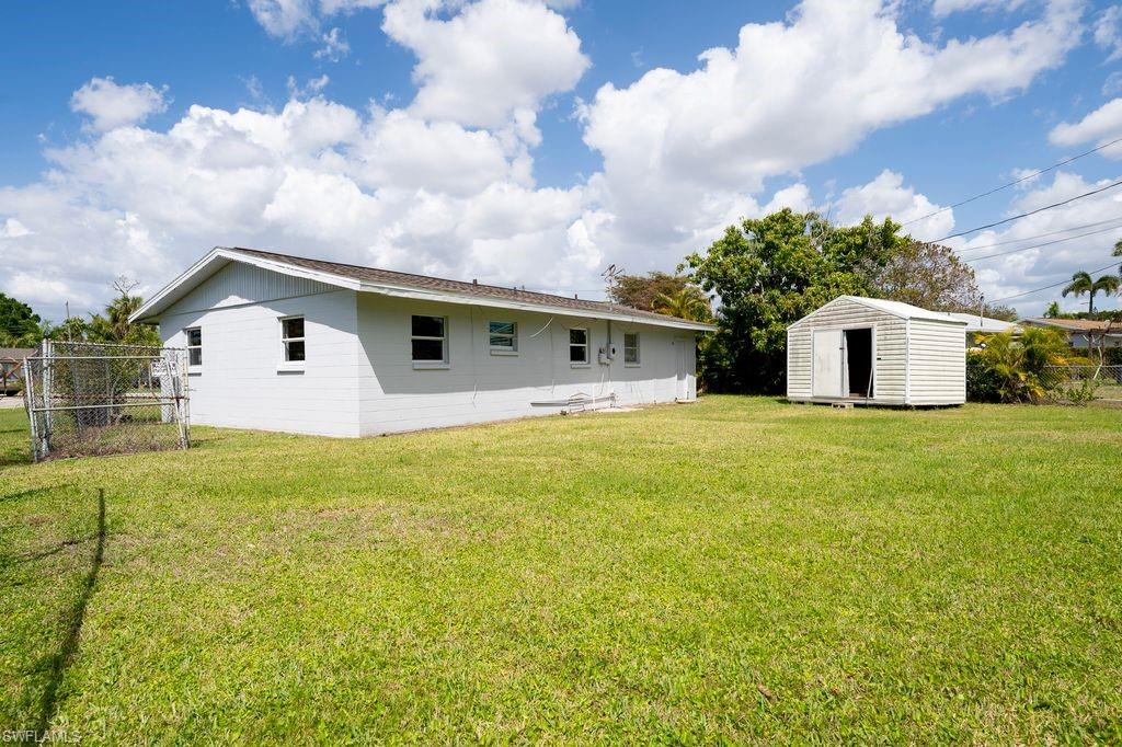 4631 New Haven Dr, Fort Myers, FL 33908 photo