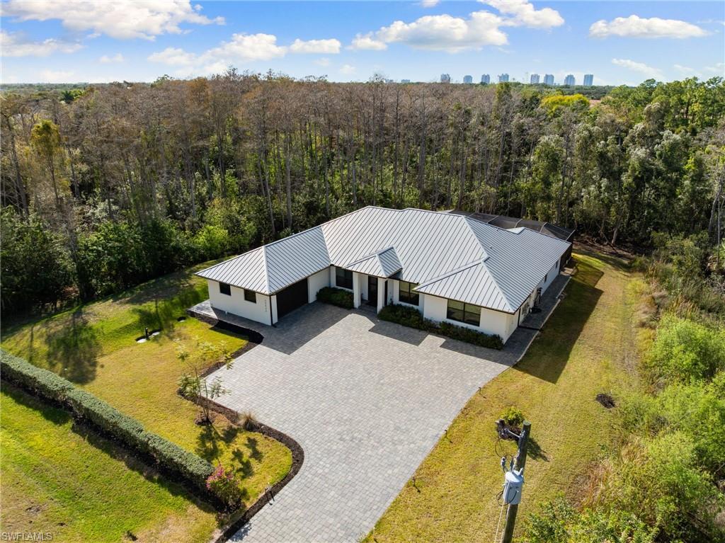 25526 Busy Bee Dr, Bonita Springs, FL 34135 photo