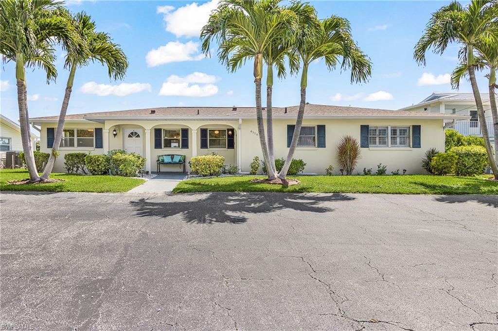 4504 6 Place Abbey, Cape Coral, FL 33904