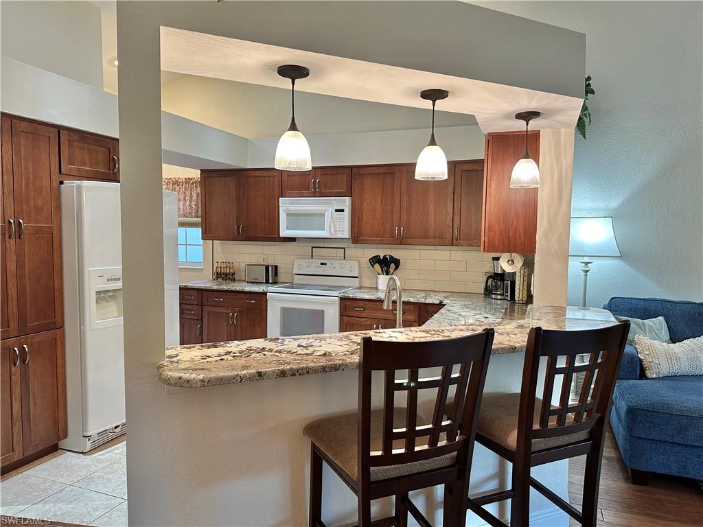 354 Dover Pl #202, Naples, FL 34104 photo