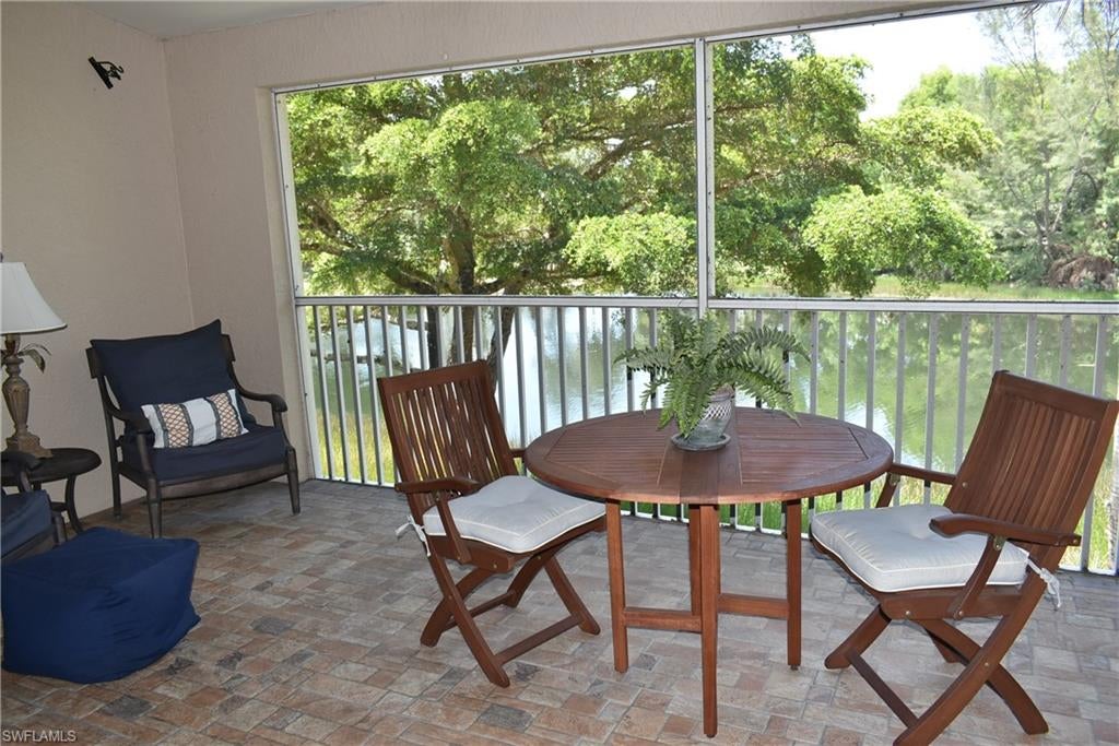 354 Dover Pl #202, Naples, FL 34104 photo