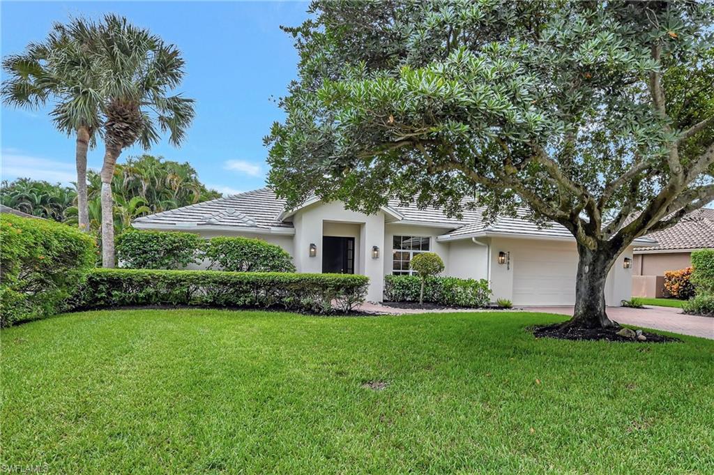 7585 Cordoba Cir, Naples, FL 34109