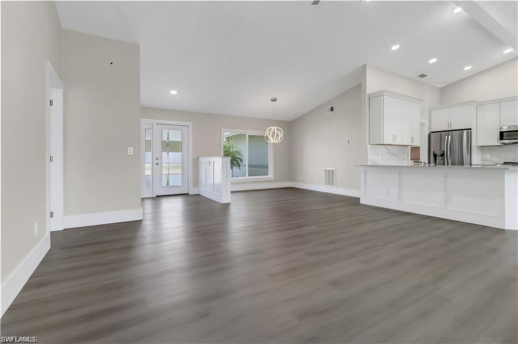 270 Madison Dr, Naples, FL 34110 photo