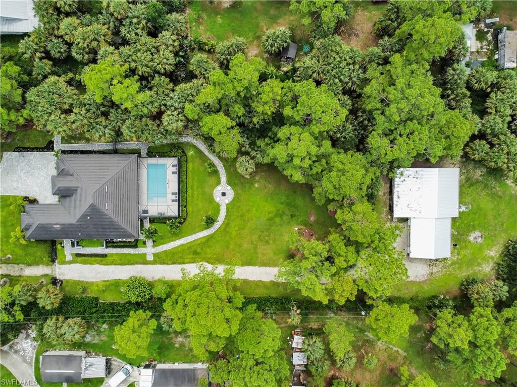 855 1 St, Naples, FL 34120 photo