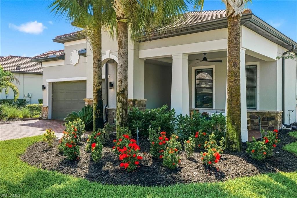 9831 Everglades Dr, Naples, FL 34120 photo