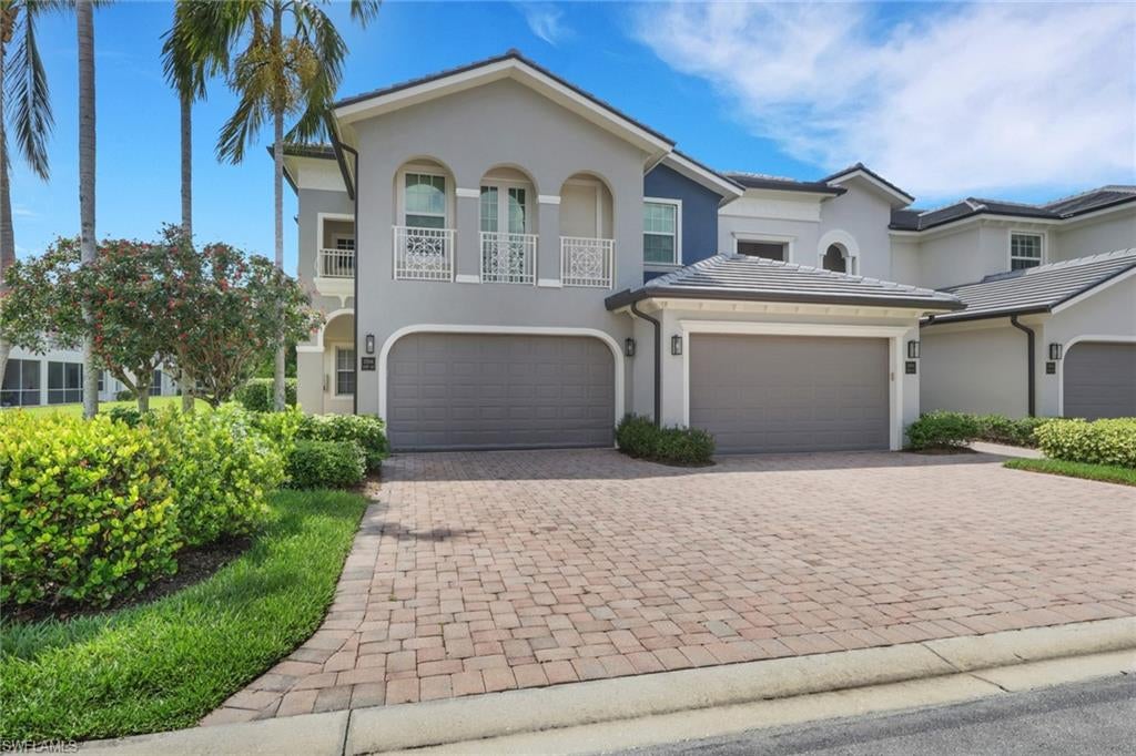 21584 Baccarat Ln, Estero, FL 33928