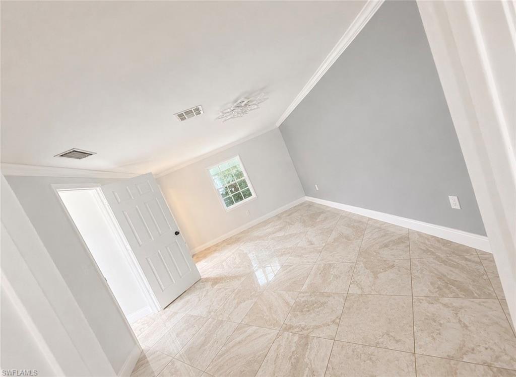 565 6 St, Naples, FL 34117 photo