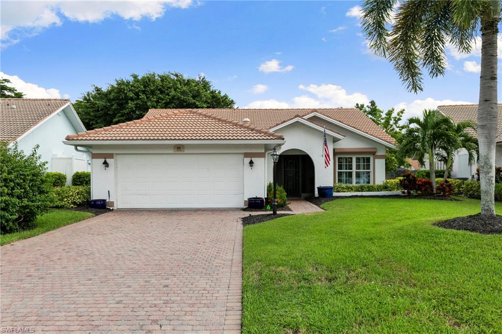 221 Kings Way, Naples, FL 34104 photo