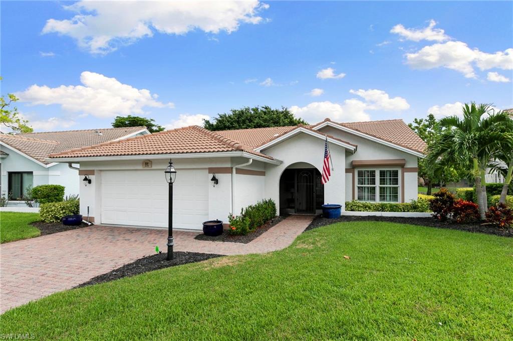 221 Kings Way, Naples, FL 34104 photo