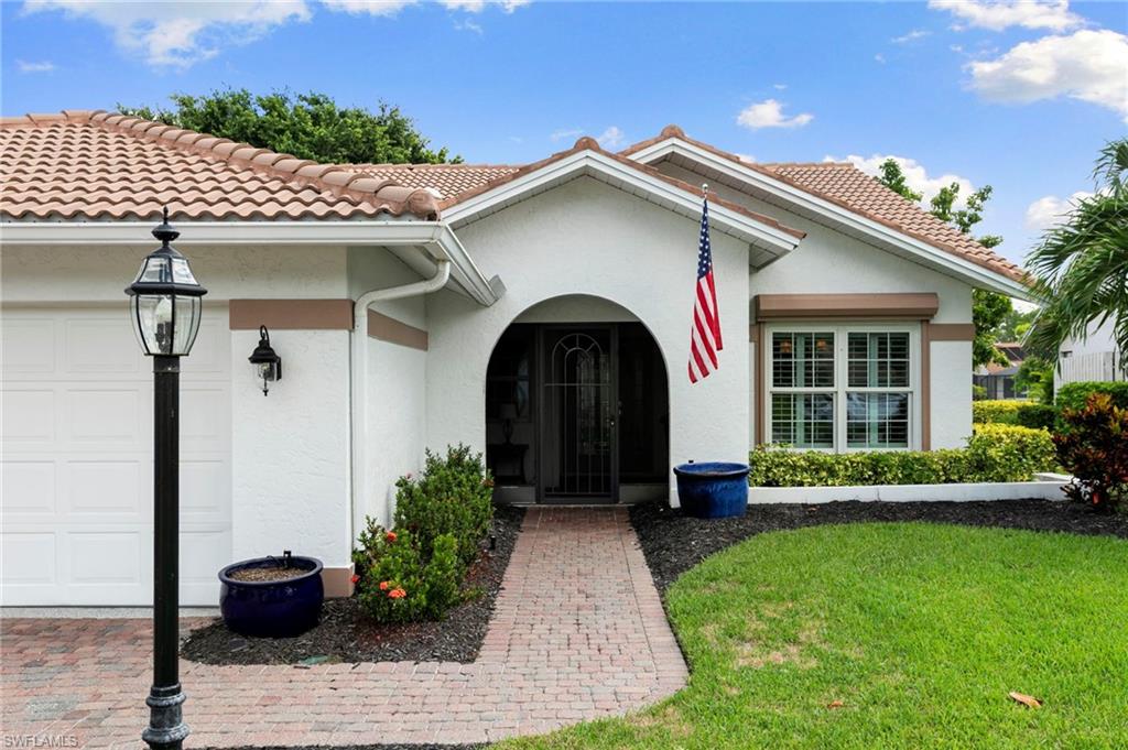 221 Kings Way, Naples, FL 34104 photo