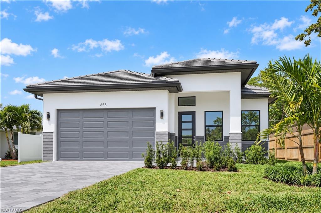 653 107 Ave, Naples, FL 34108 photo