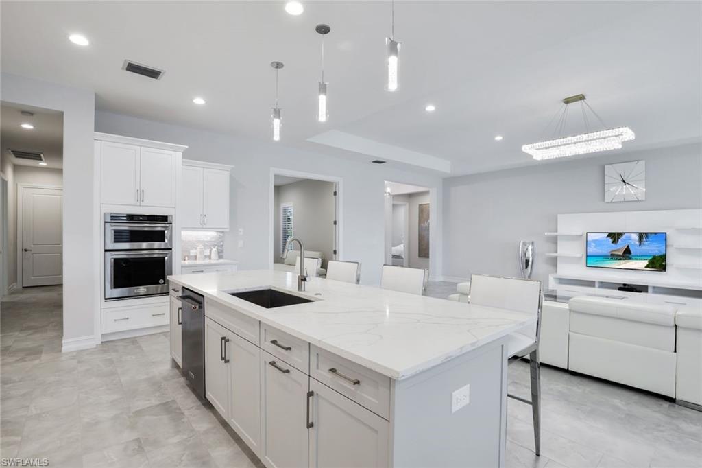 14327 Laguna Spring Ln, Naples, FL 34114 photo