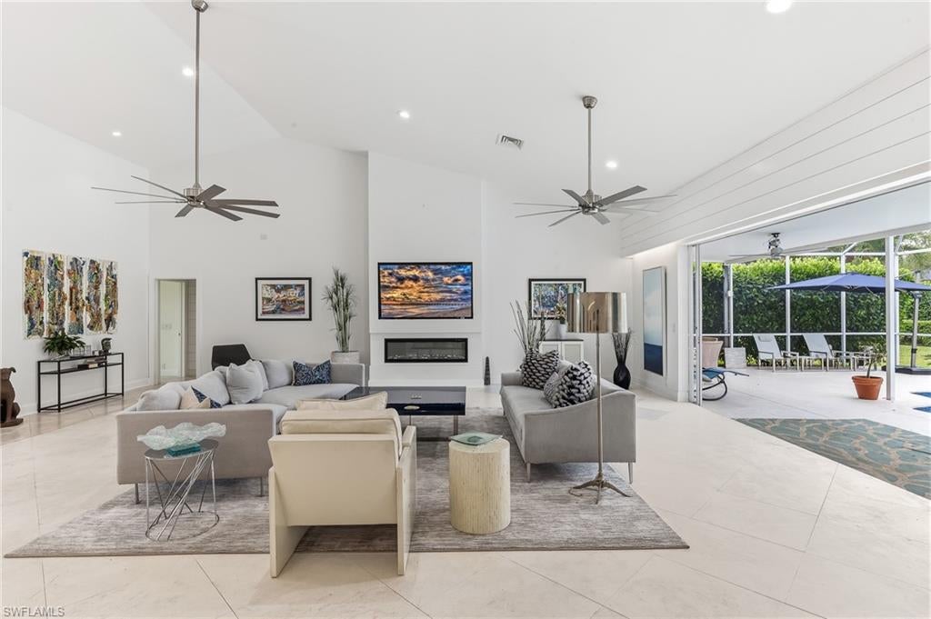 2205 Noble Ct, Naples, FL 34110 photo