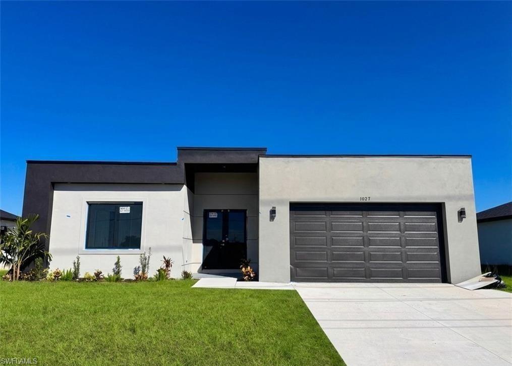 1027 Kismet Pkwy, Cape Coral, FL 33993