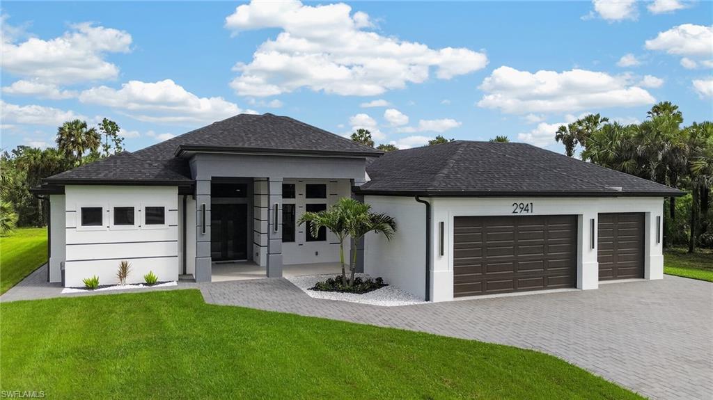 2941 32 Ave, Naples, FL 34117 photo