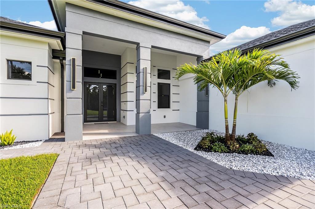 2941 32 Ave, Naples, FL 34117 photo