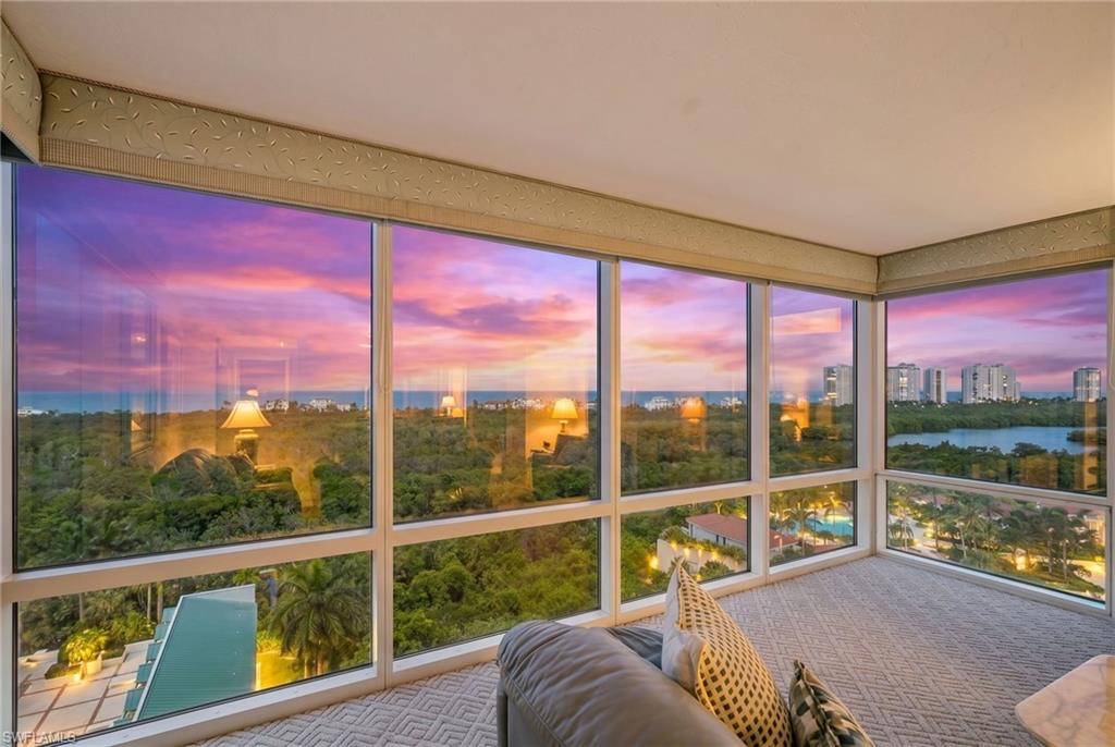 7515 Pelican Bay Blvd, Naples, FL 34108
