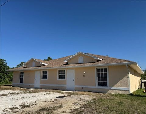 Duplex in LEHIGH ACRES FL 816/818 W 12th ST.jpg