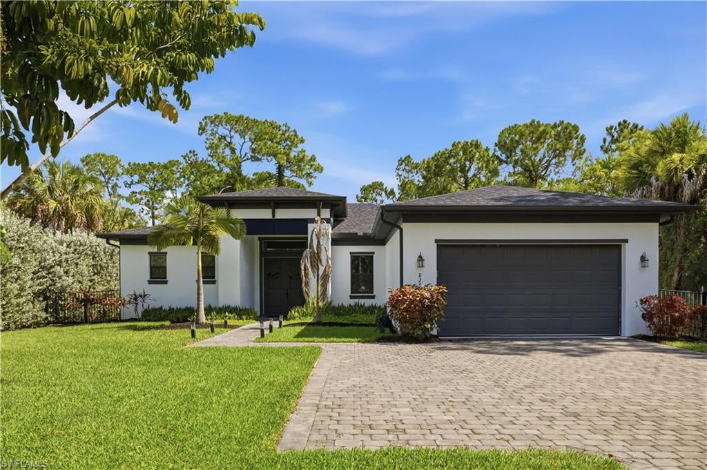 829 16 Ave, Naples, FL 34117 photo