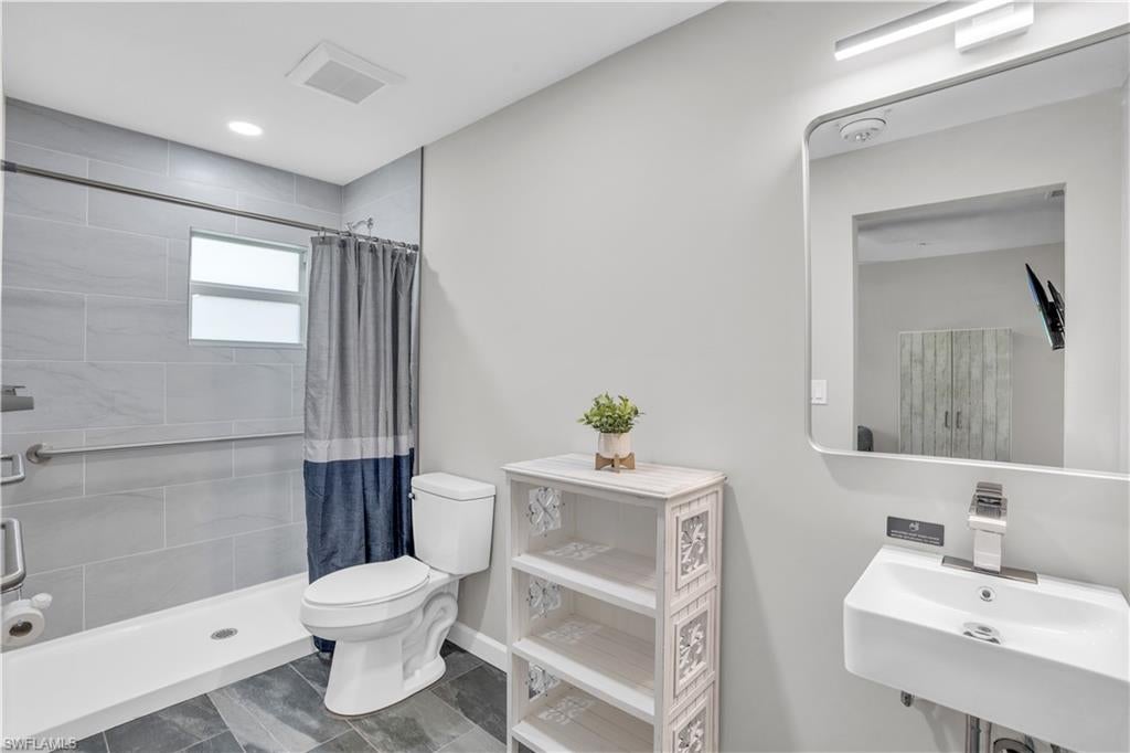 3802 La Rue St, Fort Myers, FL 33905 photo