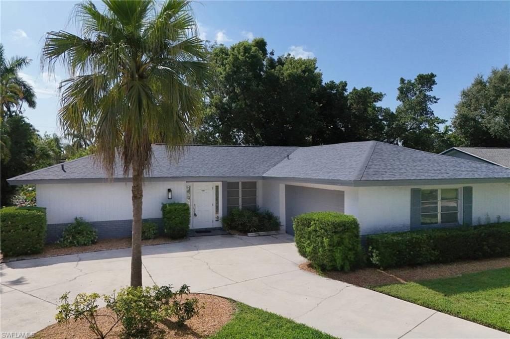 5661 Eichen Cir, Fort Myers, FL 33919