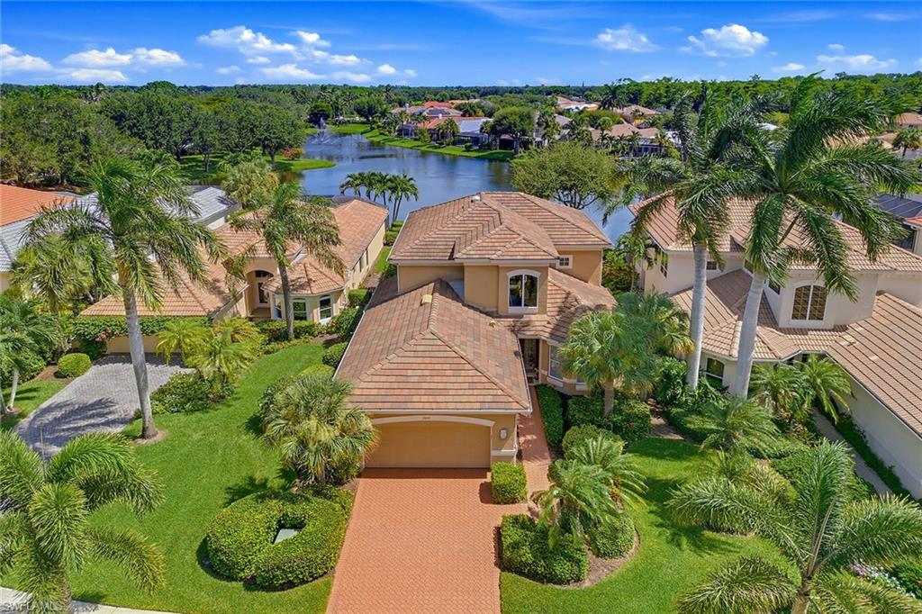 9097 Troon Lake Dr, Naples, FL 34109 photo