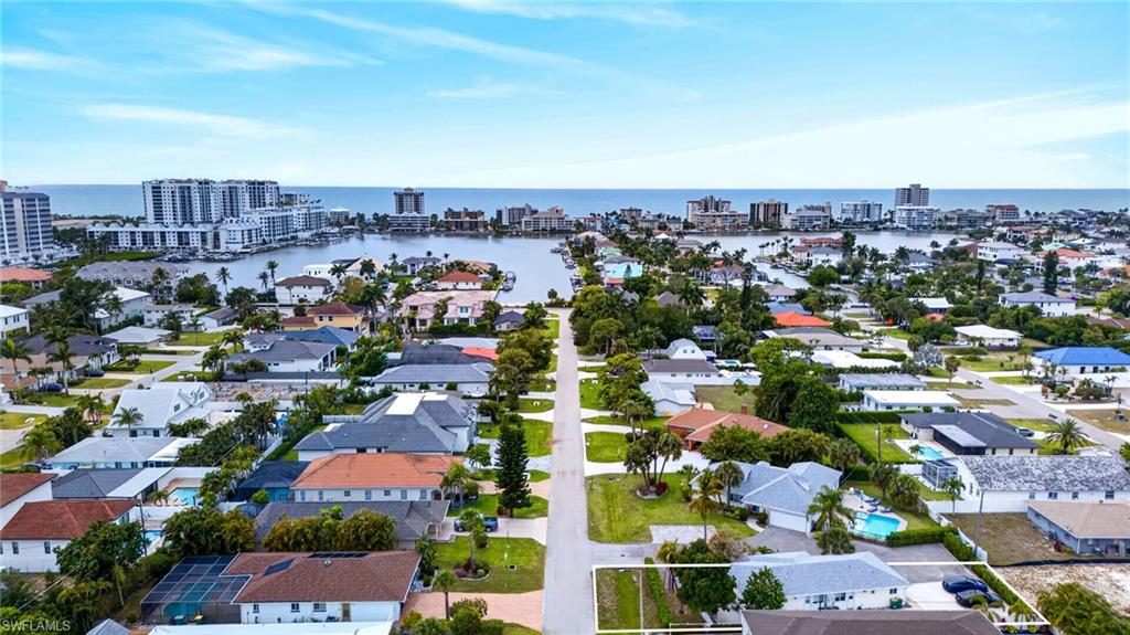 549 94 Ave, Naples, FL 34108 photo