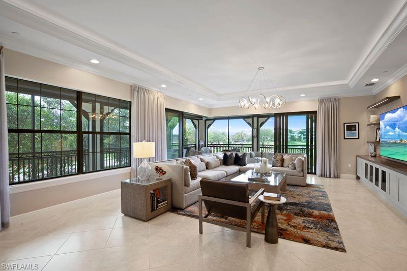 16391 Viansa Way, Naples, FL 34110