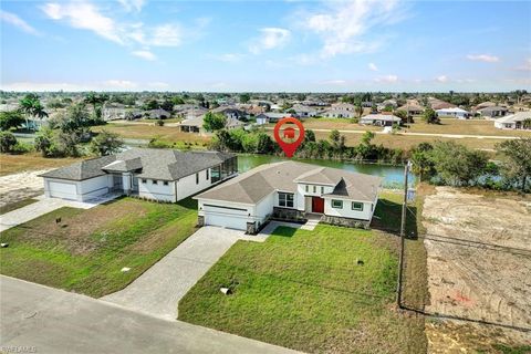 Single Family Residence in CAPE CORAL FL 1414 NE 6th AVE.jpg