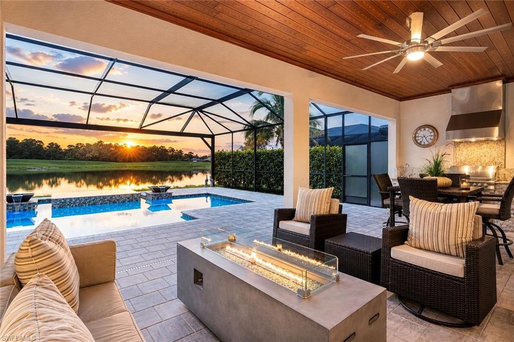 9577 Everglades Dr, Naples, FL 34120 photo