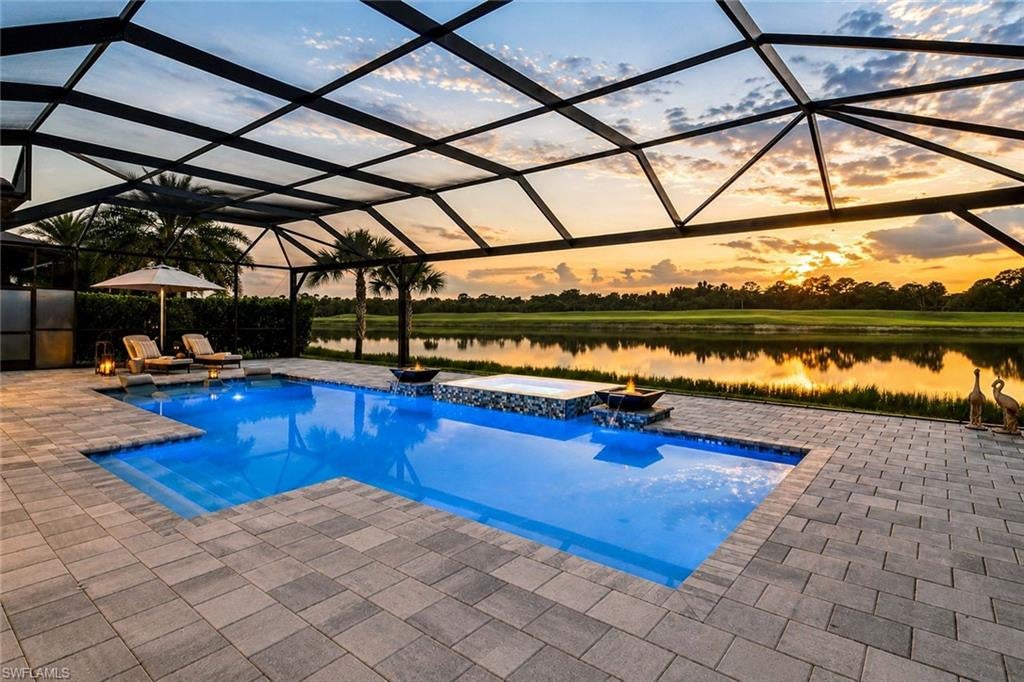 9577 Everglades Dr, Naples, FL 34120 photo